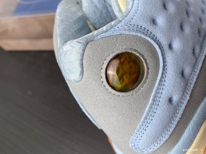 Retro Jordan SoleFly DX5763-100 13 0630